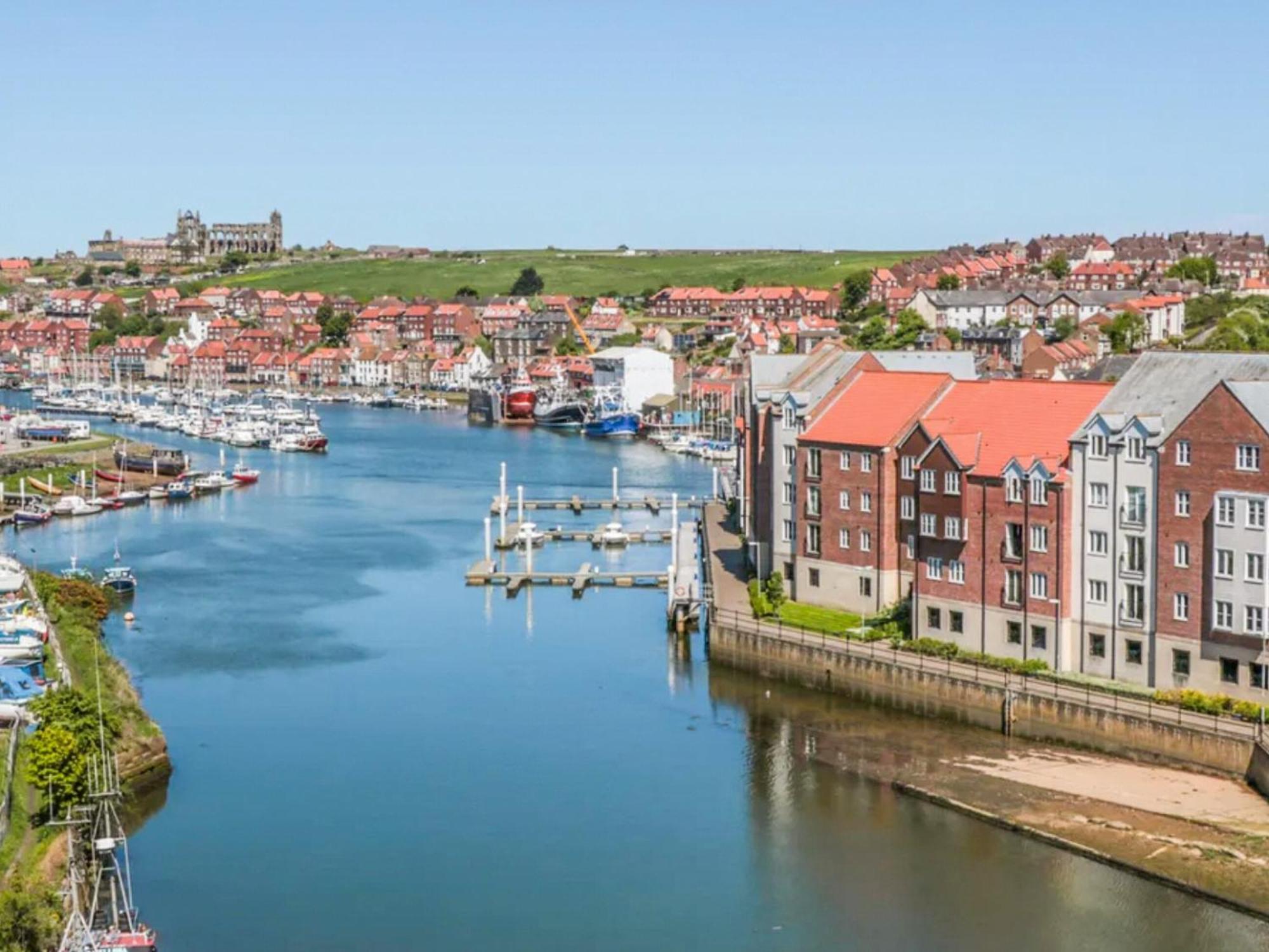 Whitby Sands المظهر الخارجي الصورة